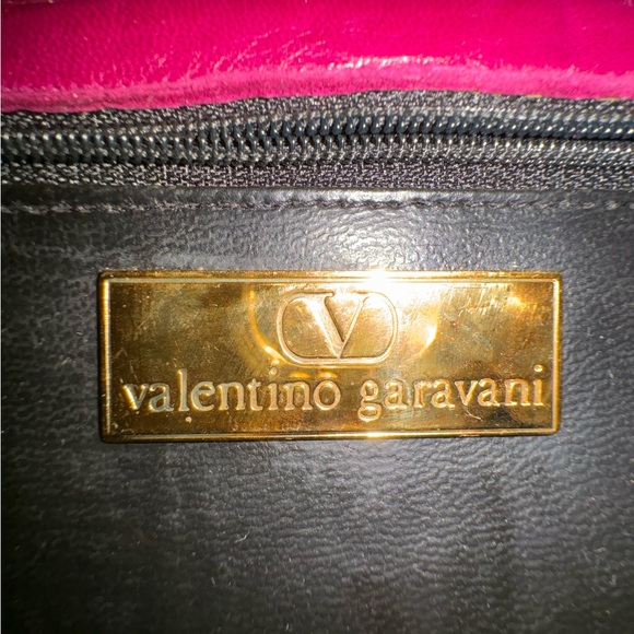 Valentino Garavani Fuchsia Saddle Bag - Picture 7 of 16